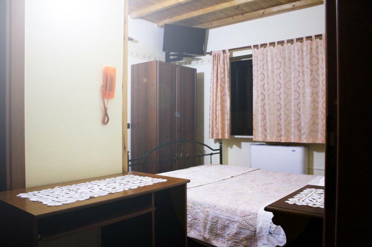 La Fattoria Hotel Cusano Mutri Eksteriør billede